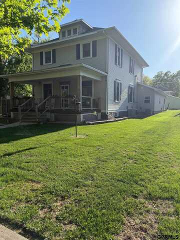 1113 10Th Street, Aurora, NE 68818