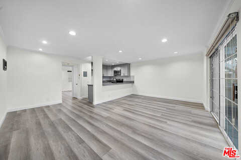 Parthenia, CANOGA PARK, CA 91304
