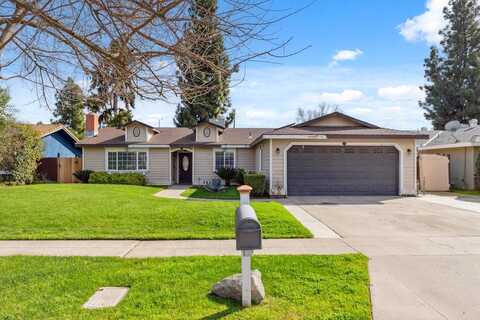 Karen, FRESNO, CA 93727
