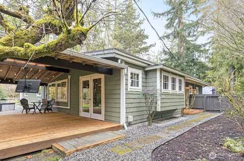 Battle Point, BAINBRIDGE ISLAND, WA 98110