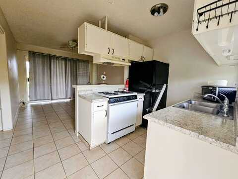 75-5724 ALAHOU ST unit: 202A, Kailua Kona, HI 96740
