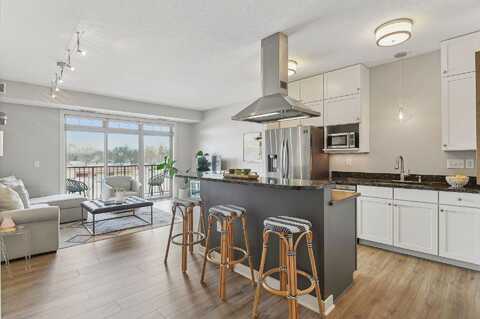 Louisiana, MINNEAPOLIS, MN 55426