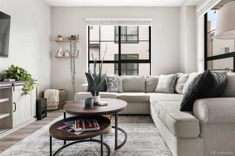 Holly, DENVER, CO 80222