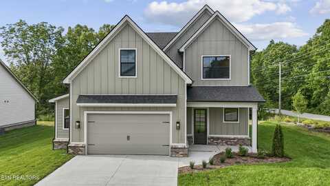 100 Sunflower St, Lenoir City, TN 37772