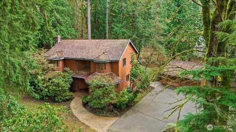 Louis Thompson, SAMMAMISH, WA 98074