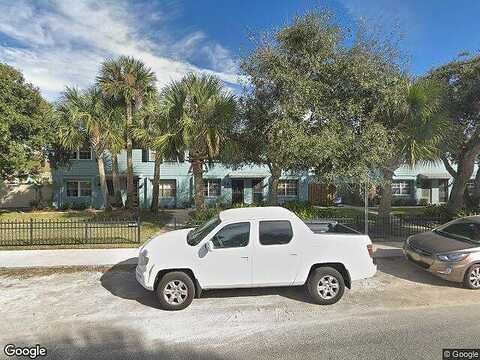 Pine, NEW SMYRNA BEACH, FL 32169