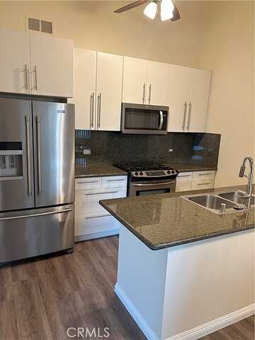 Santa Gertrudes, LA MIRADA, CA 90638
