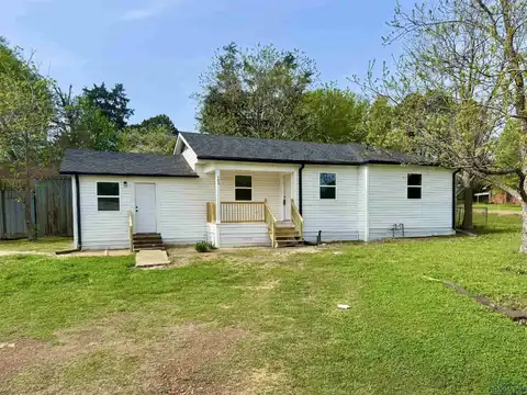 103 W Nandina St, Ore City, TX 75683