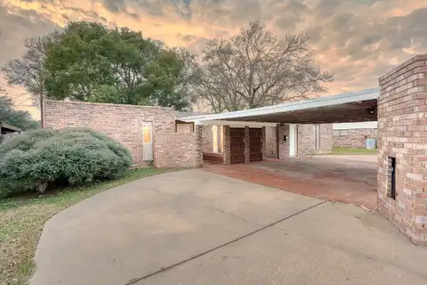 Washington, GROVES, TX 77619