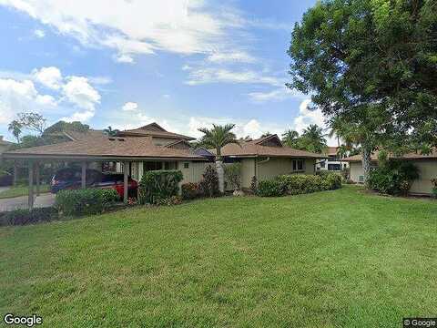 Island Cir, Fort Myers, FL 33919