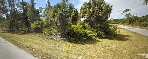136 S Napier Av, Lehigh Acres, FL 33974