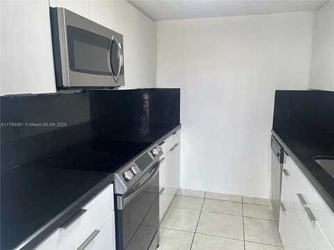 1340 W 41st St, Hialeah, FL 33012