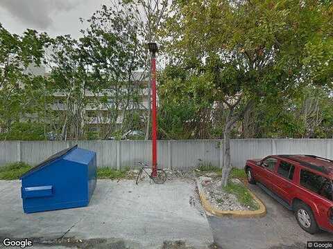 N Nob Hill Rd, Sunrise, FL 33322