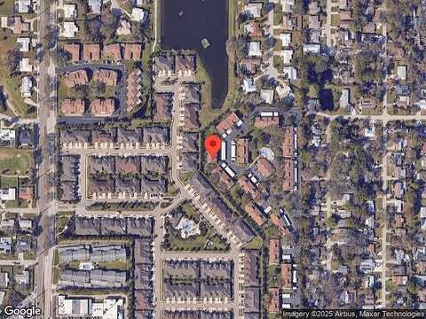 Clubhouse Cir, Sarasota, FL 34232