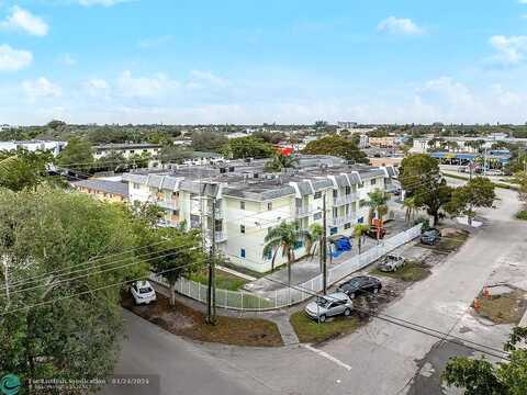 Ne 8Th Ave, North Miami, FL 33161