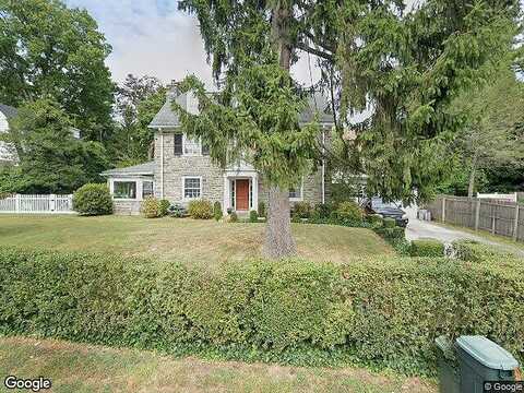 Garrett Ave, BRYN MAWR, PA 19010