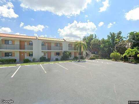 Amberwood Lake Ct, Fort Myers, FL 33908