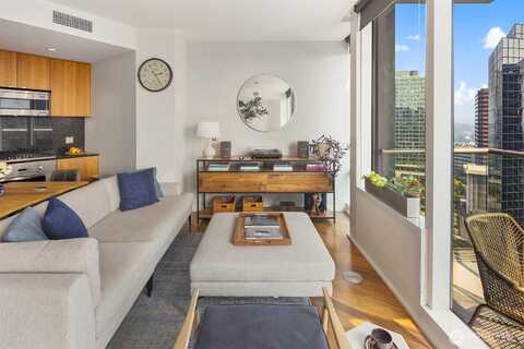 106Th, BELLEVUE, WA 98004
