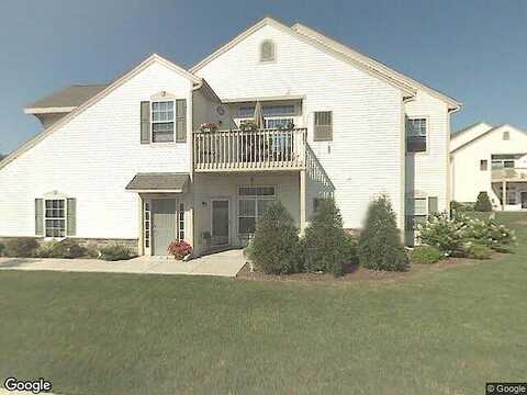 Hastings Ct, Racine, WI 53406
