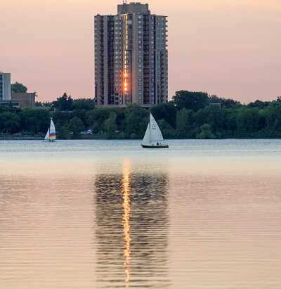 Dean, MINNEAPOLIS, MN 55416