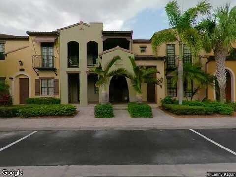 Rialto St, Naples, FL 34113