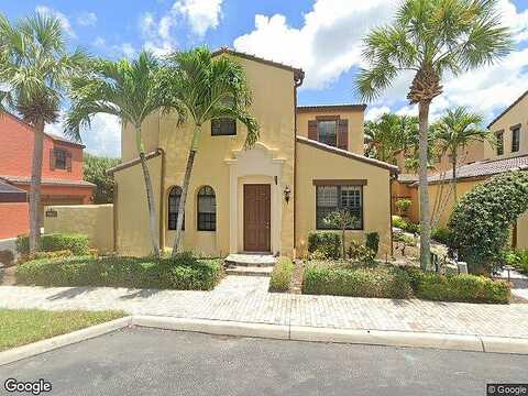 Alturas St, Naples, FL 34113