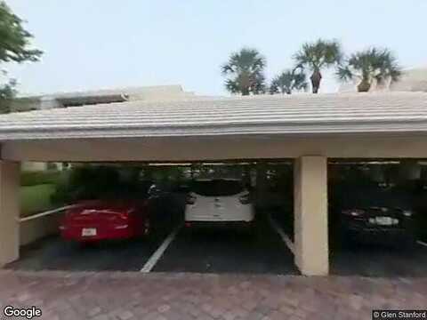 Glencove Dr, Naples, FL 34108