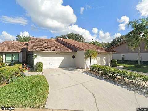 Wilshire Cir E, Sarasota, FL 34238