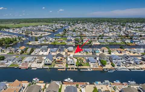 35 W Mohawk Drive, Little Egg Harbor, NJ 08087