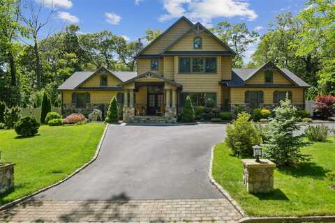 5 Danville Drive, Greenlawn, NY 11740