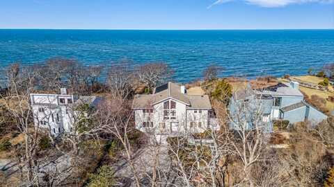 1920 The Strand, East Marion, NY 11939