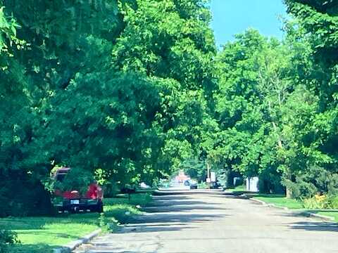Loretta, INDIANAPOLIS, IN 46227