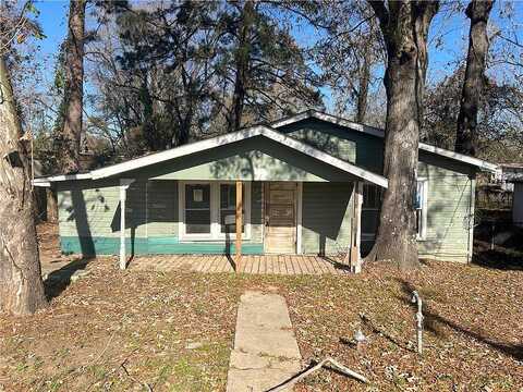 Dorothy, PINEVILLE, LA 71360
