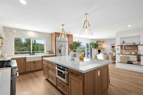 12402 Vista Panorama, North Tustin, CA 92705