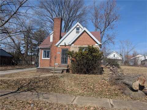 16605 Chateau Avenue, Cleveland, OH 44128