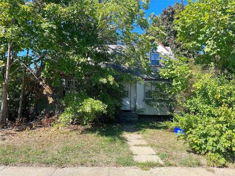 Cliff, HEMPSTEAD, NY 11550