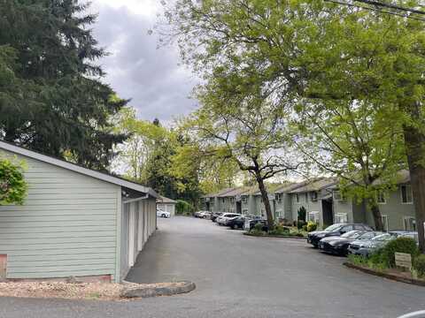 Corby, PORTLAND, OR 97225