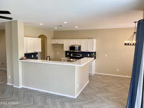 Maui, SURPRISE, AZ 85379