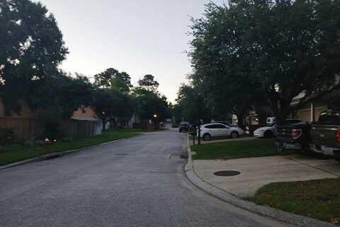 Woodbend Oaks, HOUSTON, TX 77070