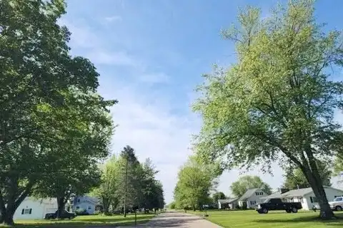Lawnfield, CIRCLEVILLE, OH 43113