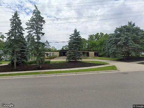 14 Mile, FARMINGTON HILLS, MI 48334