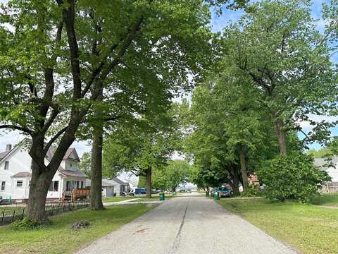 North, MANLY, IA 50456