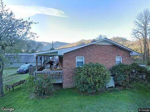 Evans Cove, MAGGIE VALLEY, NC 28751