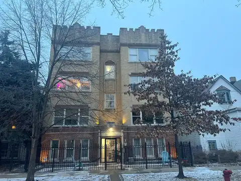 Shakespeare, CHICAGO, IL 60647