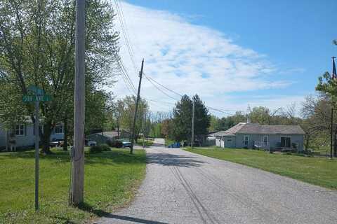 8Th, ALBIA, IA 52531