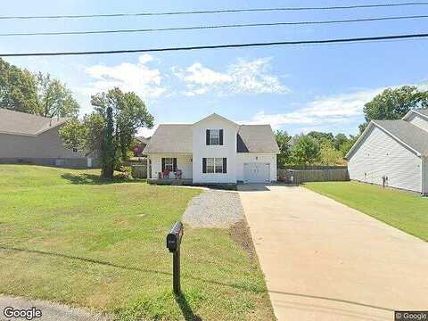 Kelsey, CLARKSVILLE, TN 37042