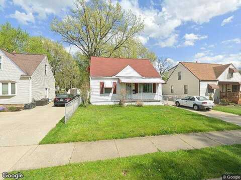 Pauline, AKRON, OH 44312