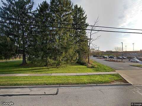 North, CHARDON, OH 44024