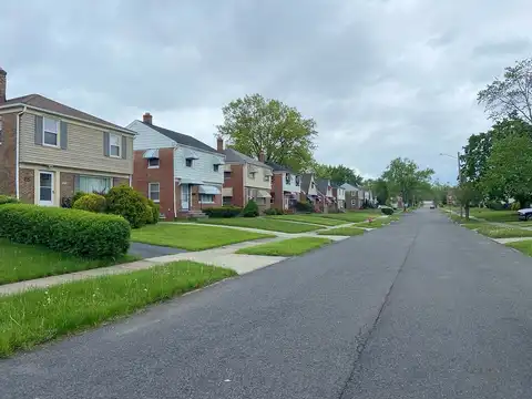 Hollywood, MAPLE HEIGHTS, OH 44137