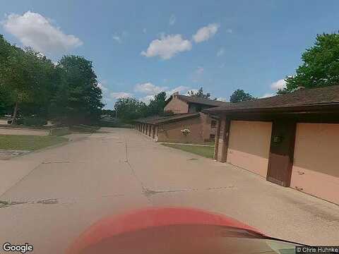 Tollis, BROADVIEW HEIGHTS, OH 44147